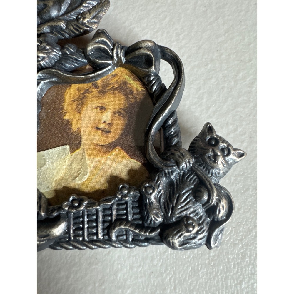 Vintage Miniature Cat Kitten Metal Picture Frames Set of 2 Pewter Tone Ornate - Picture 2 of 8